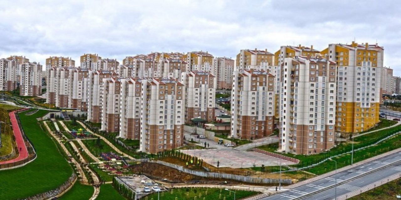 TOKİ yüzde 80 zam yaptı, vatandaş isyan etti: 'Biz yaşamayalım, ölelim'