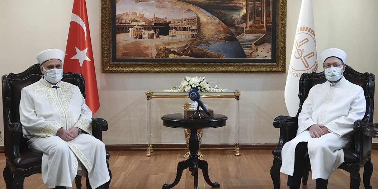 Diyanet İşleri Başkanı Erbaş, Bulgaristan Başmüftüsü'nü kabul etti