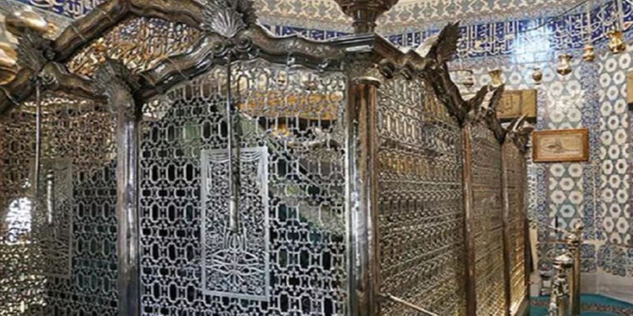 Eyüp Sultan Türbesi'ne saldırı