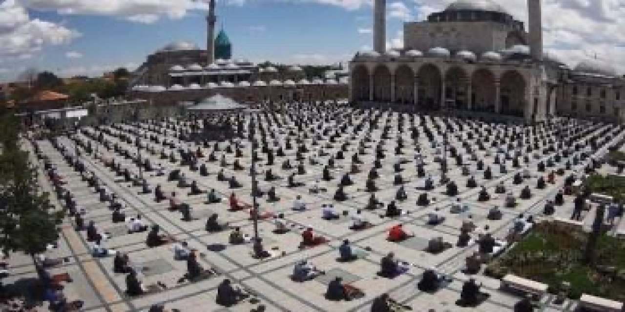 Almanya’da Yavuz Sultan Selim Camii'nde bomba paniği