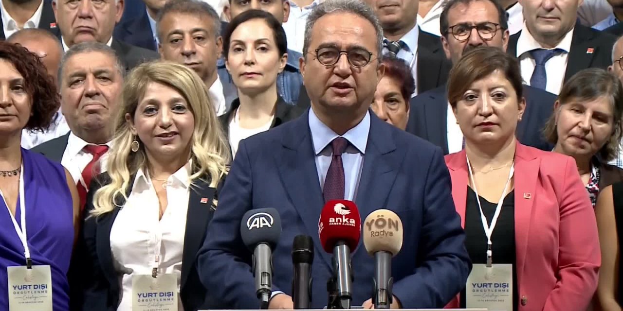 CHP YURT DIŞI ÖRGÜTLENME ÇALIŞTAYI SONA ERDİ  “TÜRKİYE DÜNYADA İLK DEFA SANDIKTA BİR DİKTATÖRLÜKTEN DEMOKRASİYE GEÇİŞİN DENEYİMİNİ VE PRATİĞİNİ GÖSTERECEK”