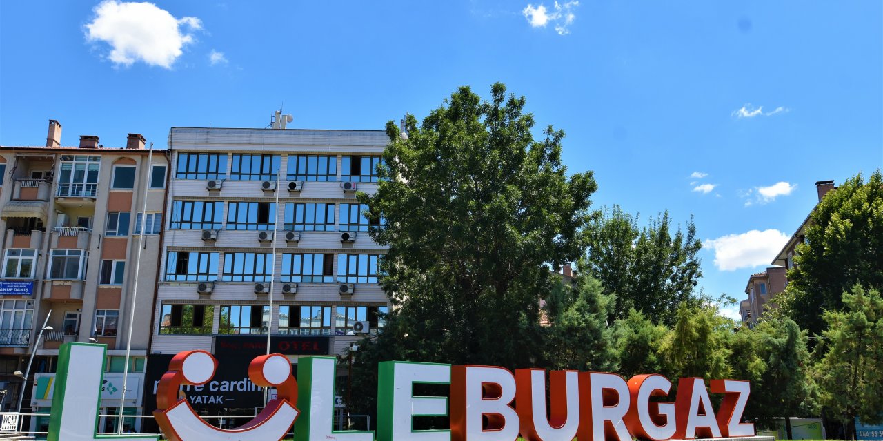 Beklenen büyük Marmara Depremi’ne karşı hazırlıklar sürdürüyor: LÜLEBURGAZ’IN DEPREM RAPORU: “130 BİNA YIKILDI, 40 ADET TOPLANMA ALANI BELİRLENDİ”