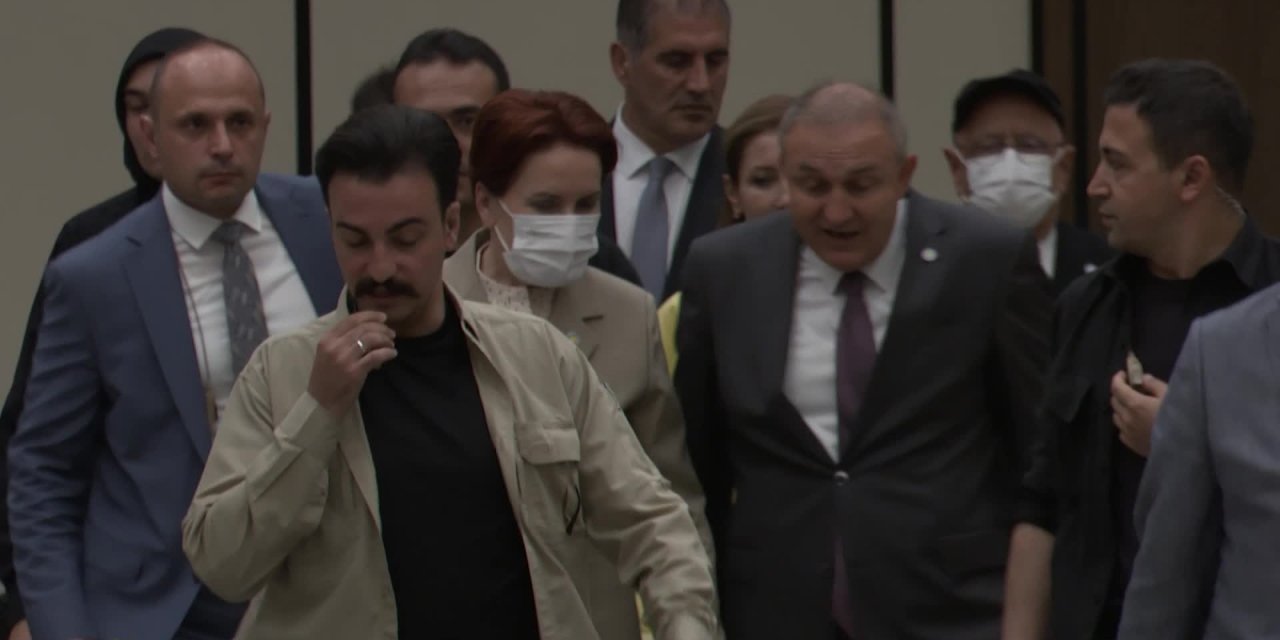 AKŞENER, İYİ PARTİ EGE BÖLGESİİL VE İLÇE BAŞKANLARIYLA BİR ARAYA GELDİ