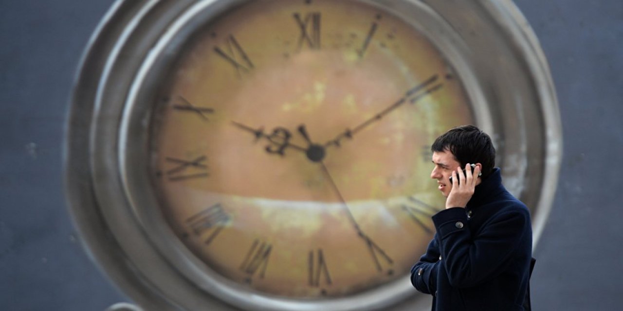 Milyonların gözü bu haberde: Sabit yaz saati uygulaması sürecek mi?