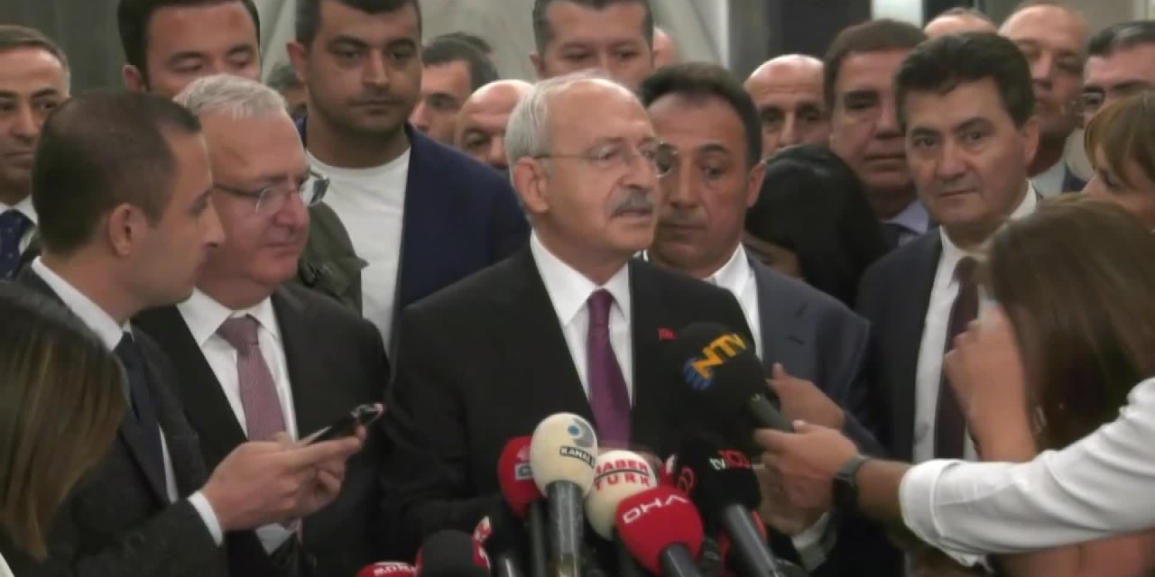 KILIÇDAROĞLU: “SURİYE POLİTİKASINDA DEDİĞİMİZ NOKTAYA GELMELERİ DOĞRU. UMARIM BU HATALARINDAN DÖNME KENDİLERİNİN ÖZGÜR İRADESİİLE GERÇEKLEŞMİŞ OLUR”