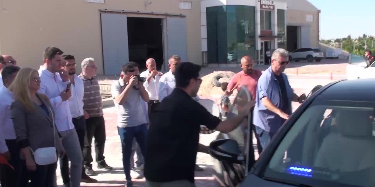 BABACAN: “ALTILI MASADA OTURUYORUM, YEDİNCİ BİR KİŞİ YOK. ALTINA BAKIYORUM YOK, ÜSTÜNE BAKIYORUM YOK. OLMAYANA VAR DEMEK, YALAN”