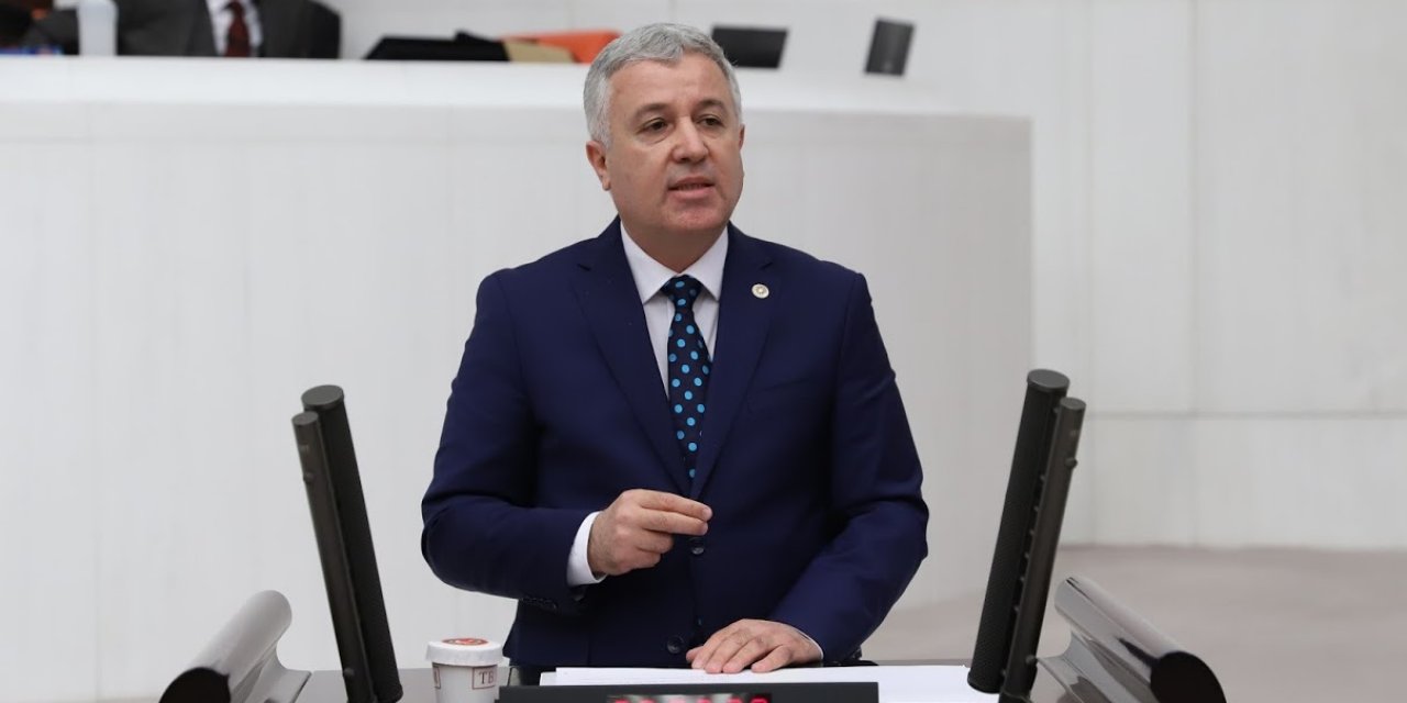 ÇETİN ARIK’TAN MEHMET ÖZHASEKİ’YE: “KAYSERİ’NİN ZEKİ AMA FAKİR ÇOCUKLARINI FETÖ’YE TESLİM ETTİ. FETÖ’YE HEM MADDİ KAZANÇ HEM DE İNSAN GÜCÜ SAĞLADI”