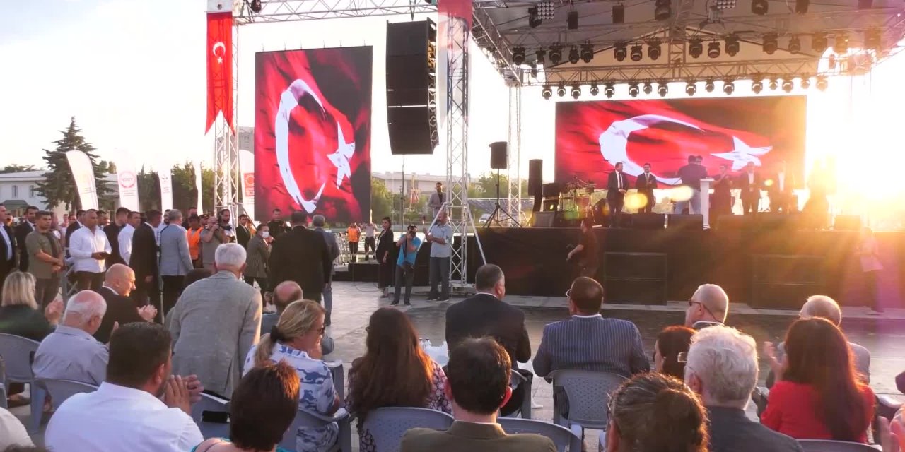 ANKARALILAR, ANKARA BÜYÜKŞEHİR'İN DÜZENLEDİĞİ 'BİRLİK AŞI AŞURESİ’NDE BULUŞTU