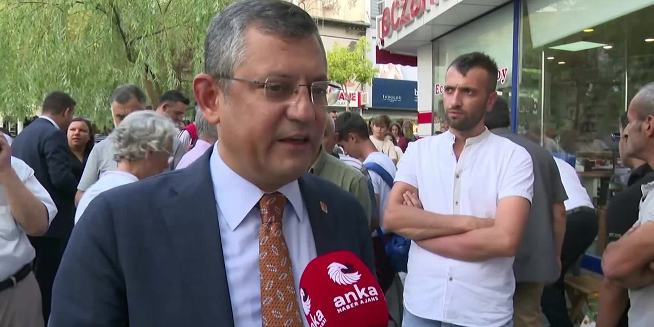 ÖZGÜR ÖZEL’DEN CUMHURBAŞKANI ERDOĞAN’A TEPKİ: "MECLİS’E KİMİN SAYGILI, KİMİN SAYGISIZ OLDUĞUNU HERKES GÖRÜYOR"