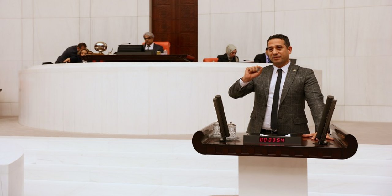 Ali Mahir Başarır'dan Nüfus Müdürlüğü'ne tepki: 'Şimdi size ufak bir ders vereceğim'