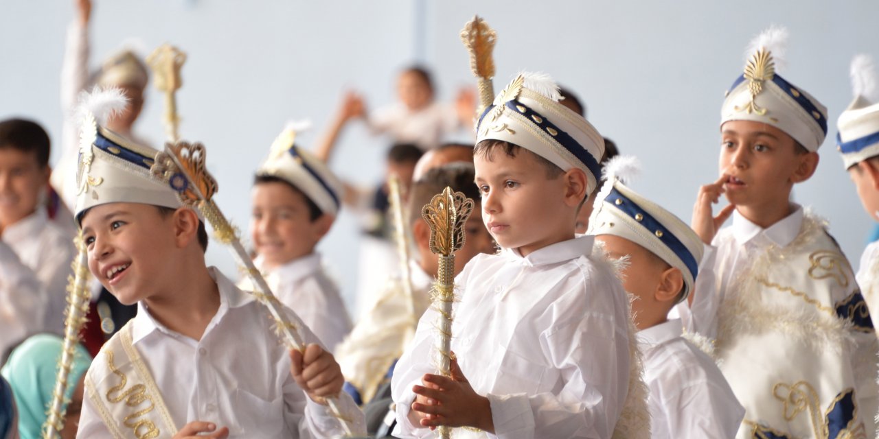 ANKARA BÜYÜKŞEHİR, BAŞKENTLİ ÇOCUKLARA;  TOPLU SÜNNET ŞÖLENİ DÜZENLEDİ