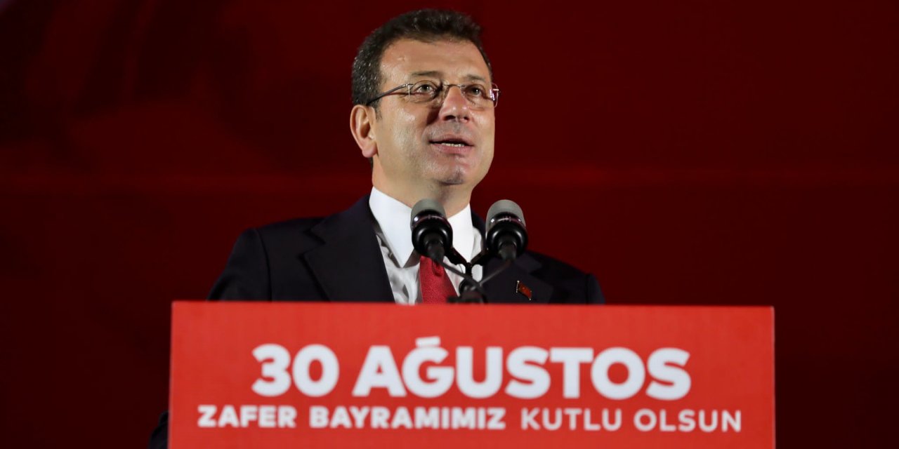 İmamoğlu: "Bugün, bu ülkenin huzuru ve milletin kardeşliği üzerine düşürülmüş kara gölgeler var"