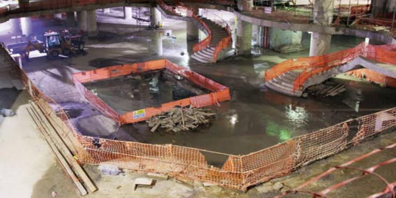 Hazine'ye devredilen Fehime ve Hatice Sultan yalılarından fotoğraflar paylaşıldı: Otel şantiyesine döndürülmüş