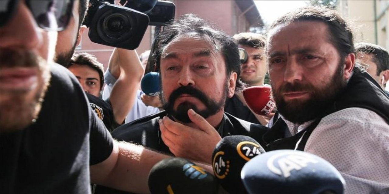 Adnan Oktar Cemaati davasında yaşadıklarını anlattı: '30 yıl boyunca dayak yedim'