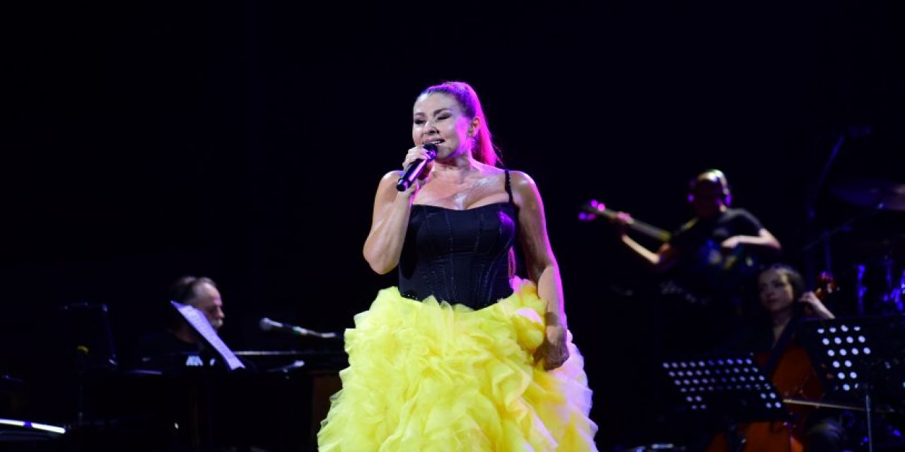 Şarkıcı Nilüfer'den TikTok isyanı!