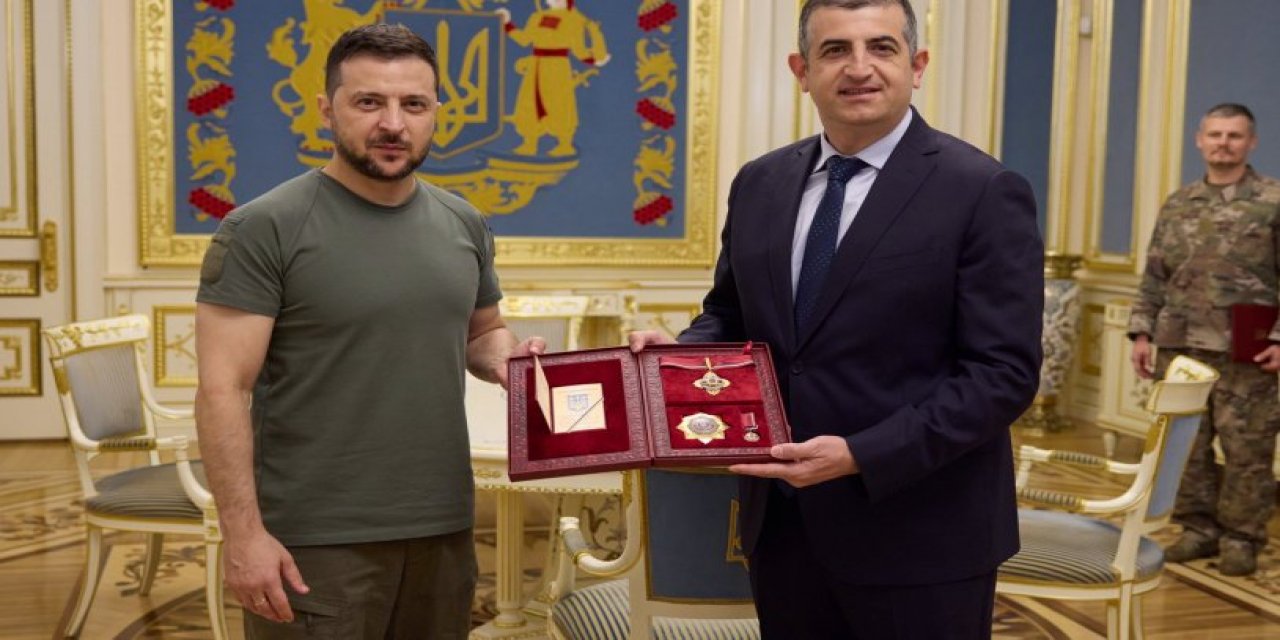 Zelenskiy'den Haluk Bayraktar'a devlet nişanı
