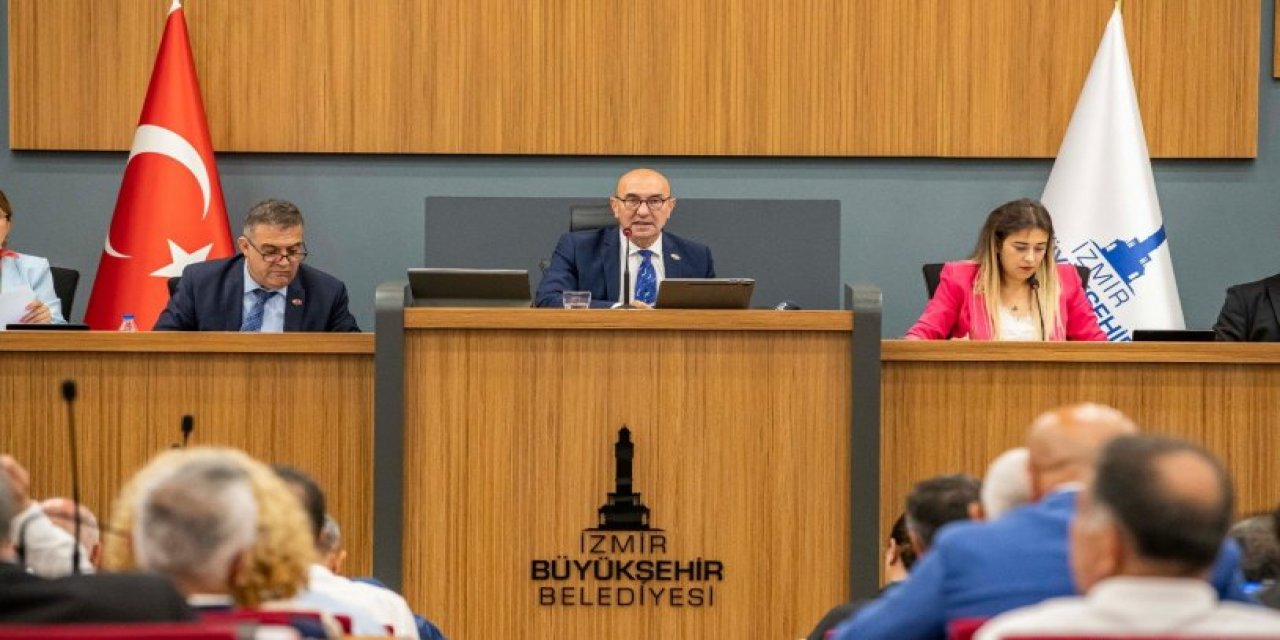 Tunç Soyer: Milliyetçilik de yurtseverlik de ecdada saygı da kimsenin tekelinde değil