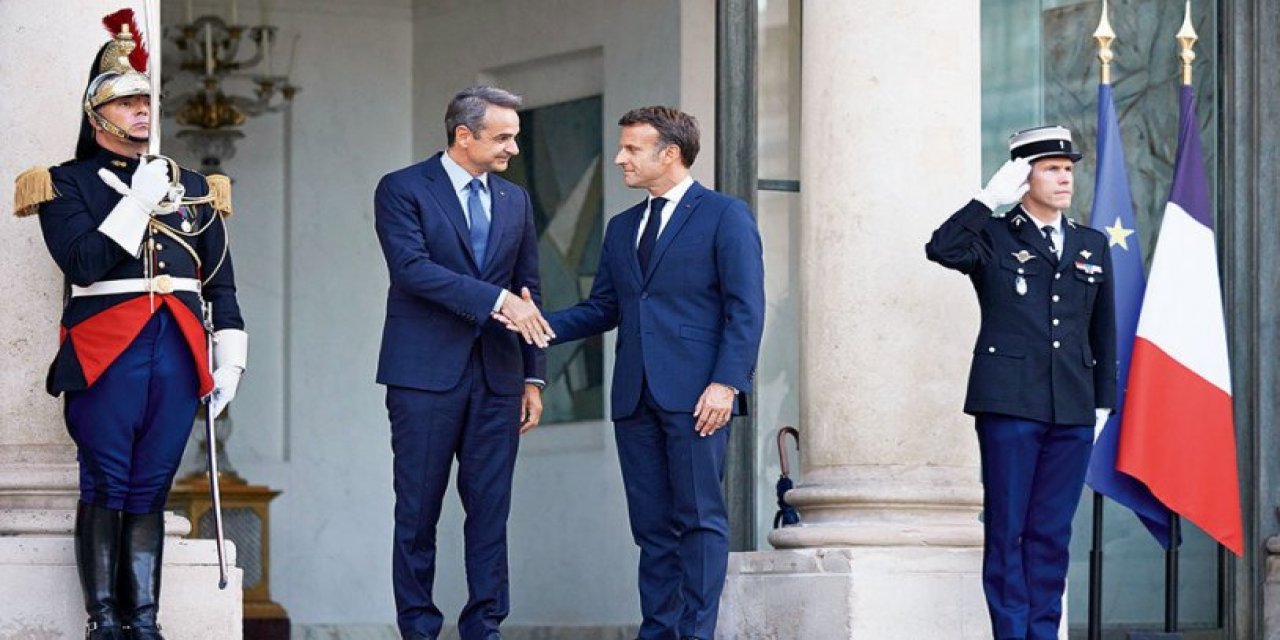 Miçotakis, Erdoğan'a Paris'te yanıt verdi: Bir gecede geleceğini söyleyenleri gün ışığında bekliyoruz
