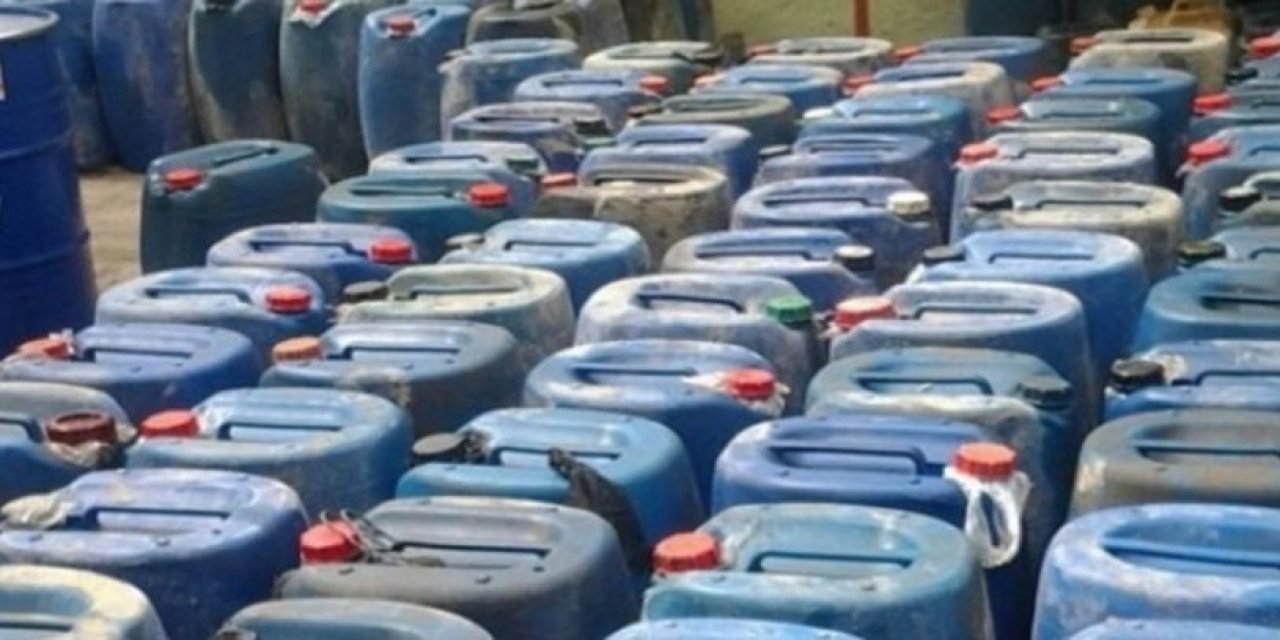 İzmir'de 12,5 ton kaçak akaryakıt ile 4 ton etil alkol ele geçirildi