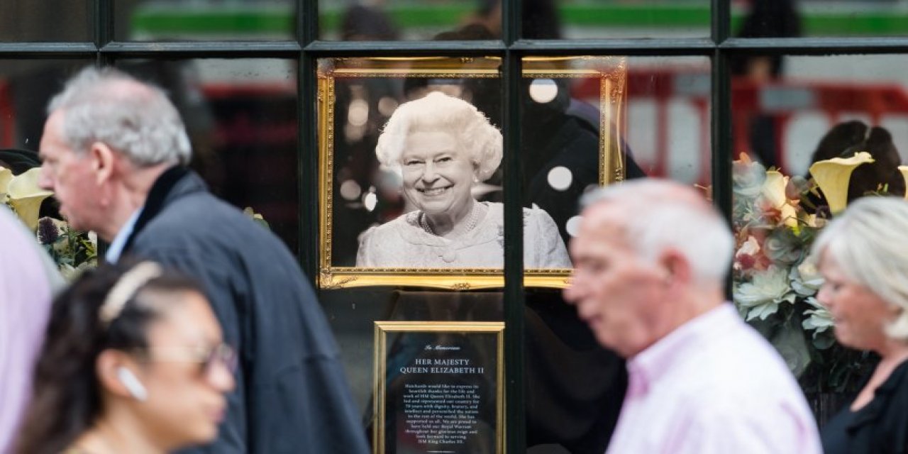 Kraliçe Elizabeth bugün defnediliyor: Cenazeye kimler katılıyor, kimler davet edilmedi?