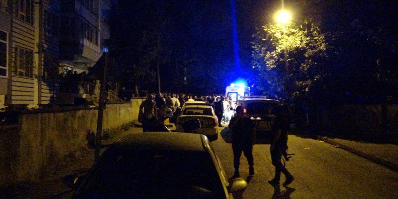 İntihar ihbarına giden polisi sırtından bıçakladı!