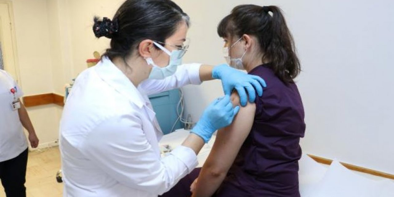Çin aşısının faz3 aşaması gönüllü uygulaması Türkiye Brezilya ve Endonezya başladı. İlk enjeksiyon Hacettepe Üniversitesi Tıp Fakültesi'nde sağlık çalışanlarına yapıldı.