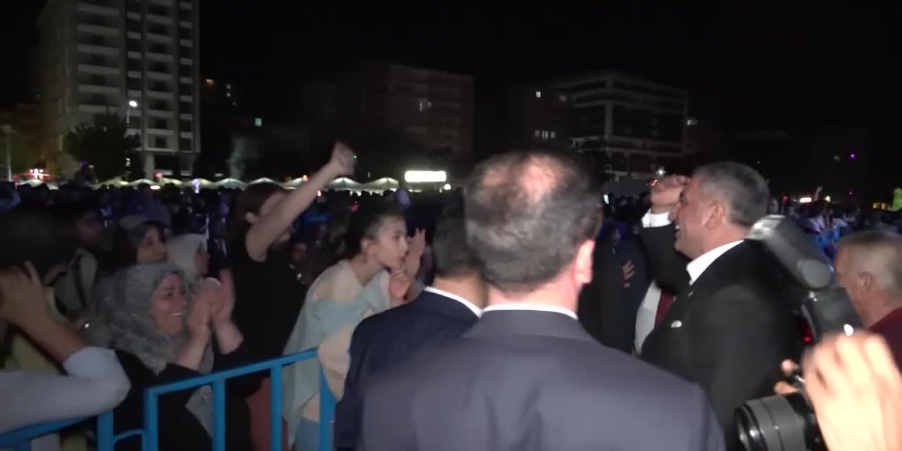 Gürsel Erol: "Bu ülkede herkes özgürce düşüncelerini savunabilmelidir"