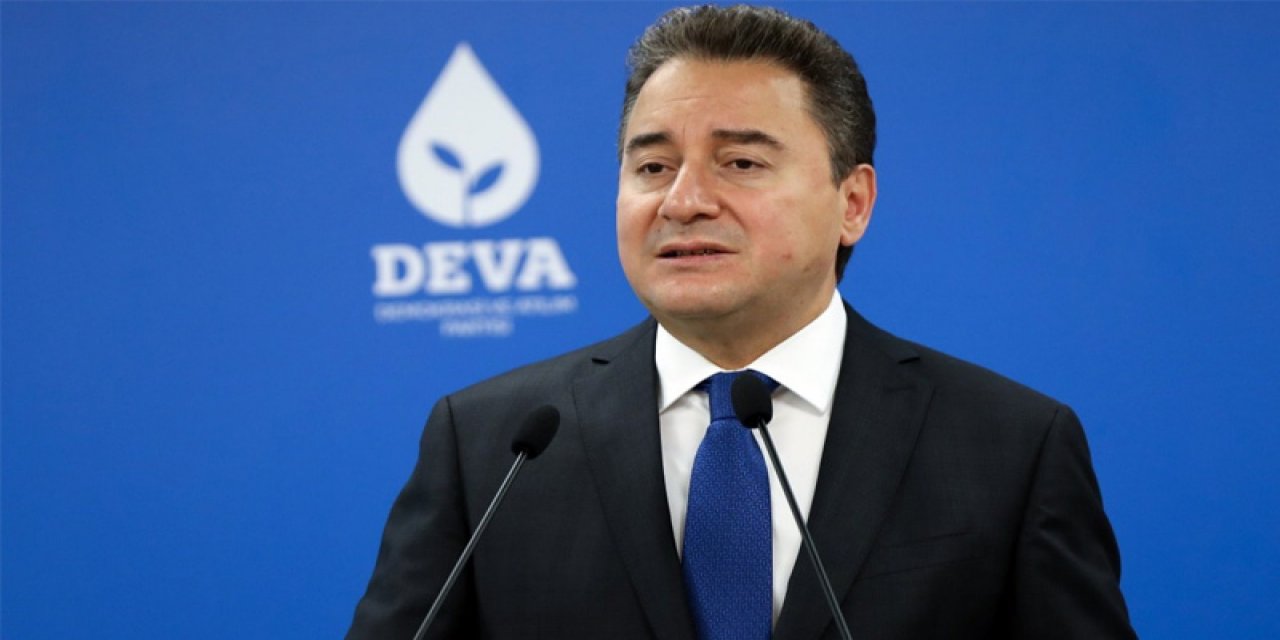 Ali Babacan’dan “ortak aday” baskısı yapanlara yanıt: Adım adım gidilmezse sonradan belirsizlik oluşur ve seçmen belirsizliği değil “bildiği kötüyü” tercih eder