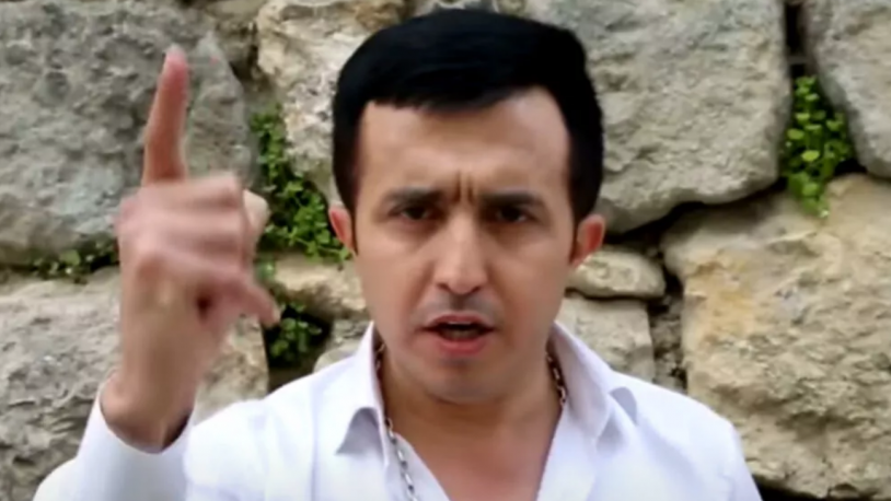 'Caiz mi hocam' diye şarkı yaptıktan sonra sürgün edilen imam: 'Terör suçlusuymuşum gibi sorguladılar'