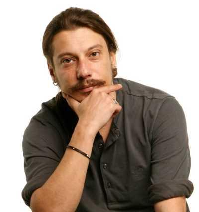 Gazeteci Erk Acarer’i duruşmada hedef gösterdi