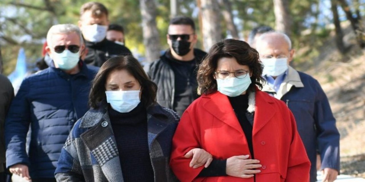 Kılıçdaroğlu ve Mansur Yavaş'tan aileleriyle birlikte pazar gezisi