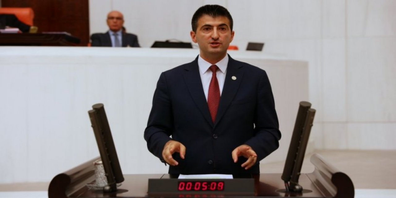 Mehmet Ali Çelebi'nin 'istifa' mektubunu hatırlattı: Kendi deyimiyle 'iktidar çöplüğü'nün piyadesi oldu