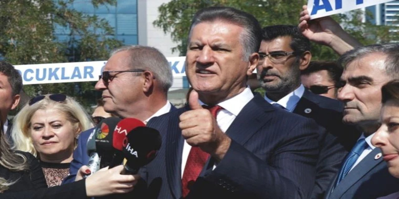 Mustafa Sarıgül'den TFF'ye çağrı: 'Sahalarda 8 tane yabancı değil, 8 tane Türk olmalı'