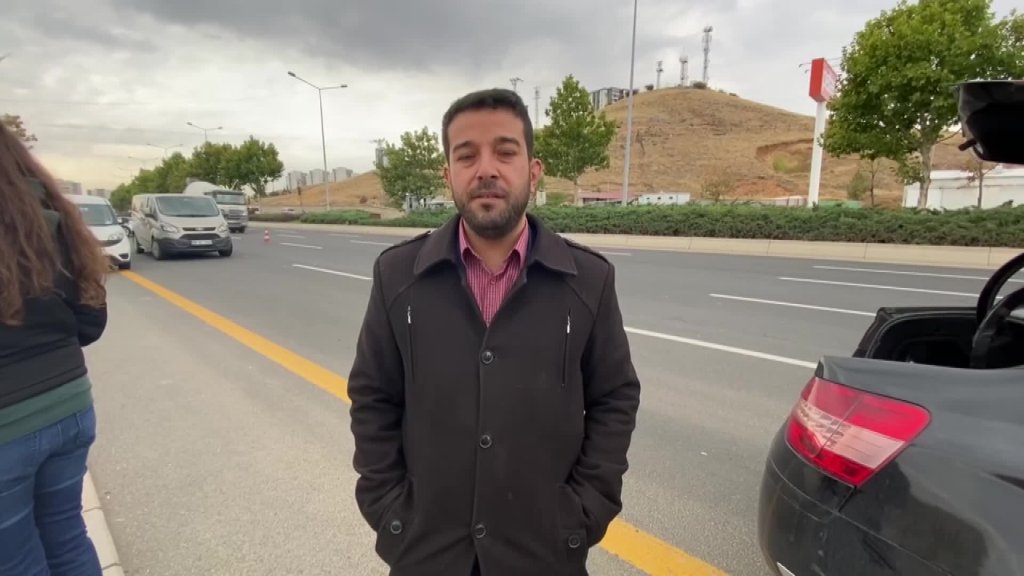 Bartın'da incelemelerde bulunmak için Ankara'dan yola çıkan soma davasının avukatı Aran ve Halkevleri Heyetişehir çıkışında durduruldu