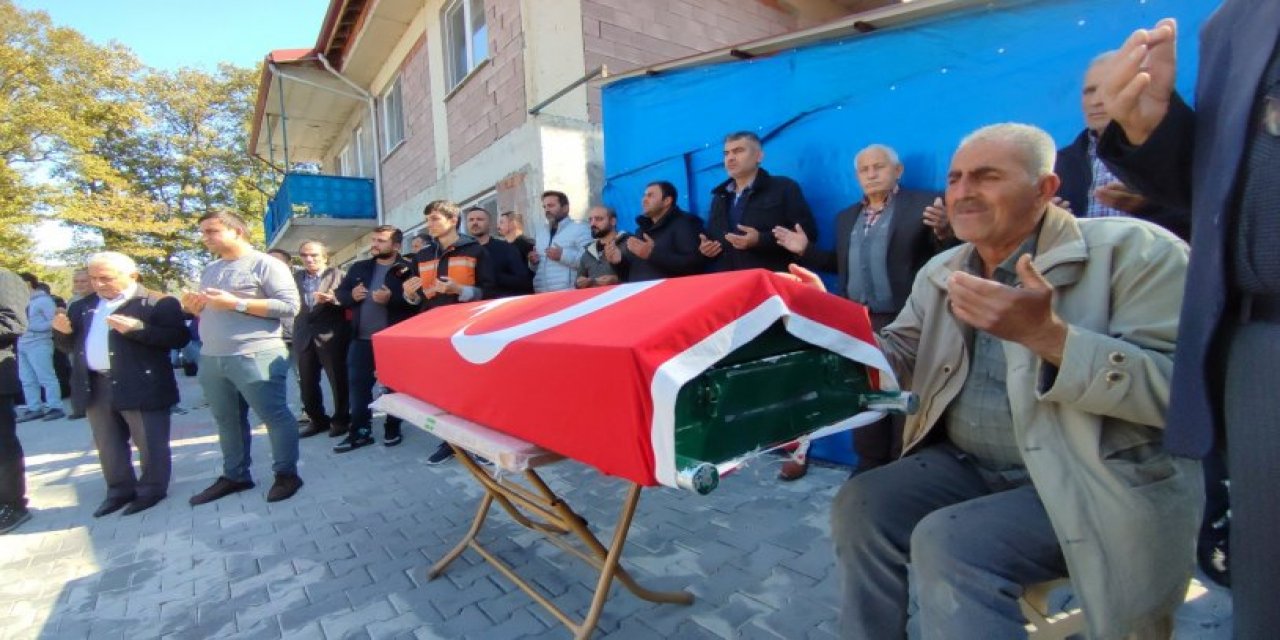 Bartın’daki maden patlamasında yaşamını yitiren Yasin Çelik'in babası: Sabaha kadar aradım, ölüsünü buldum!