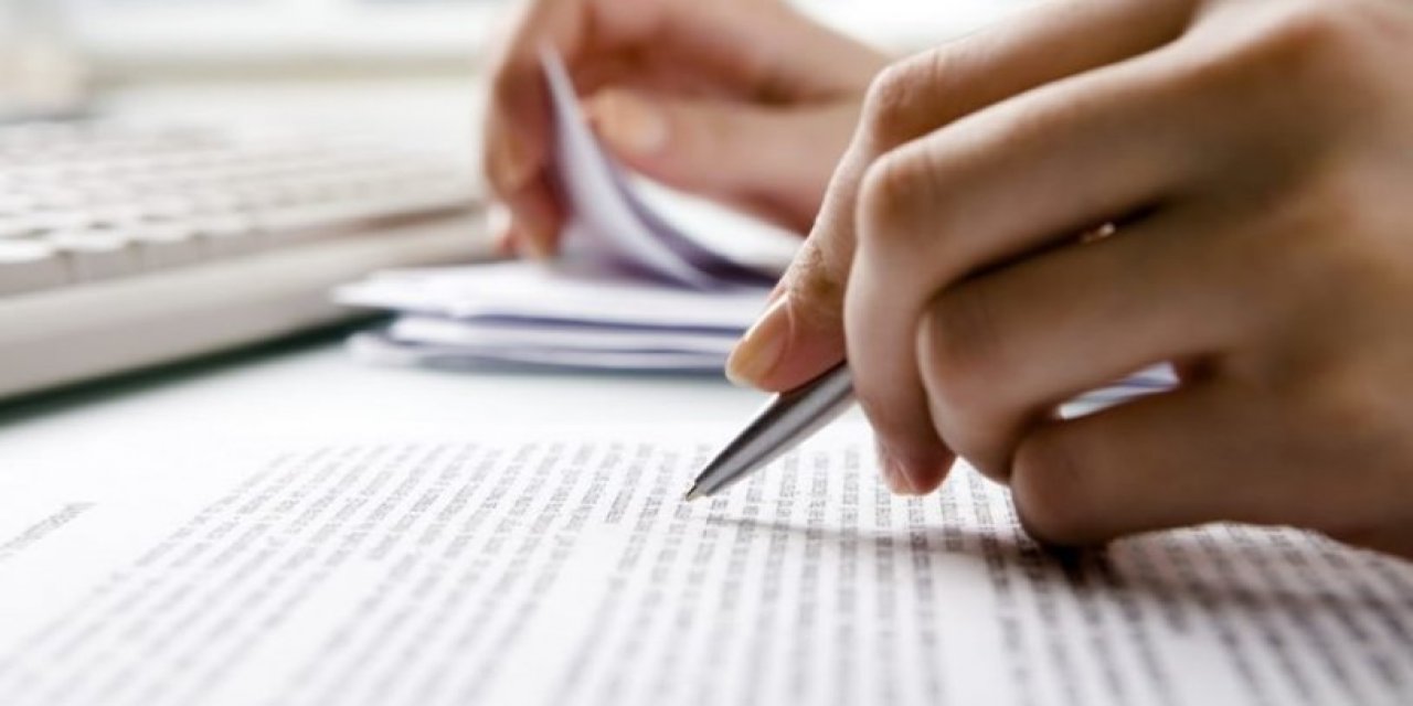 YÖK para karşılığı tez yazanlar için harekete geçti: Onlarca siteye suç duyurusu