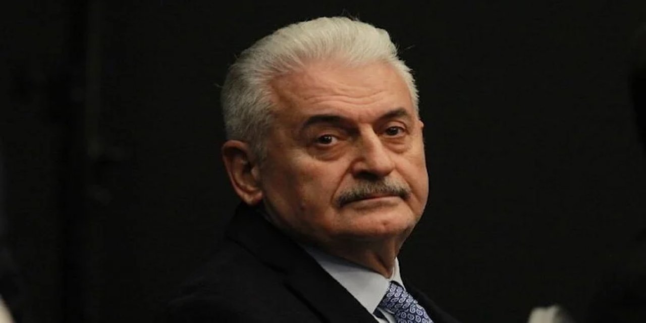 Binali Yıldırım trafik kazası geçirdi