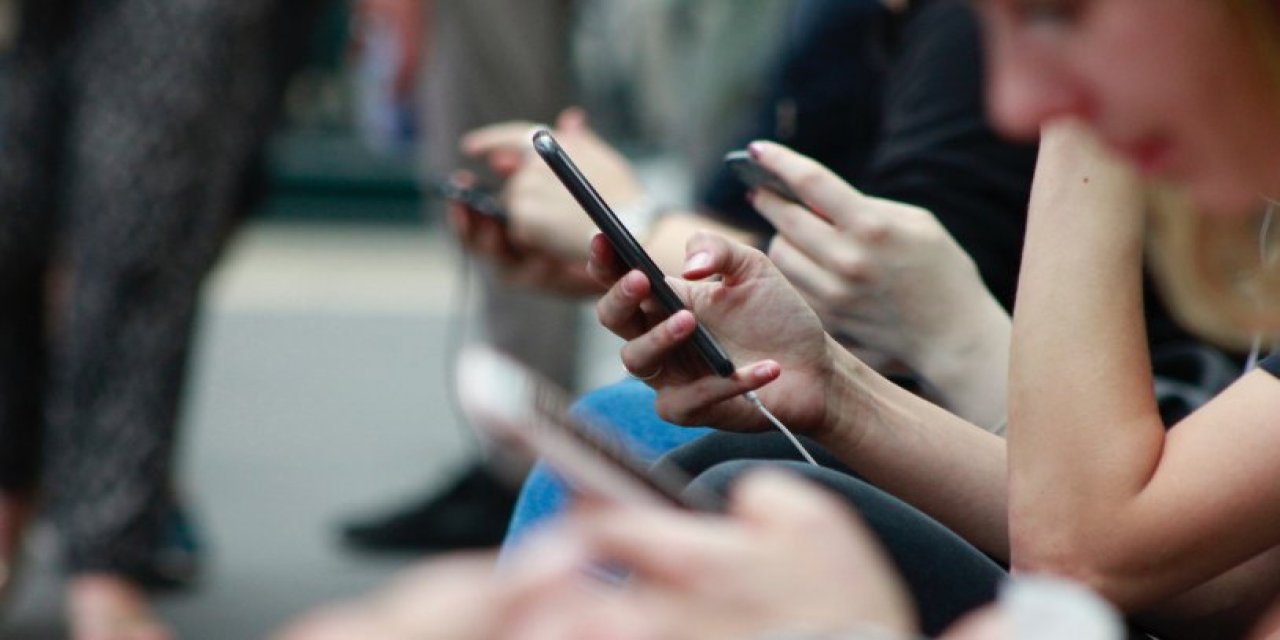 0850'li hatlardan taciz: Meclis, BTK'dan rapor istedi