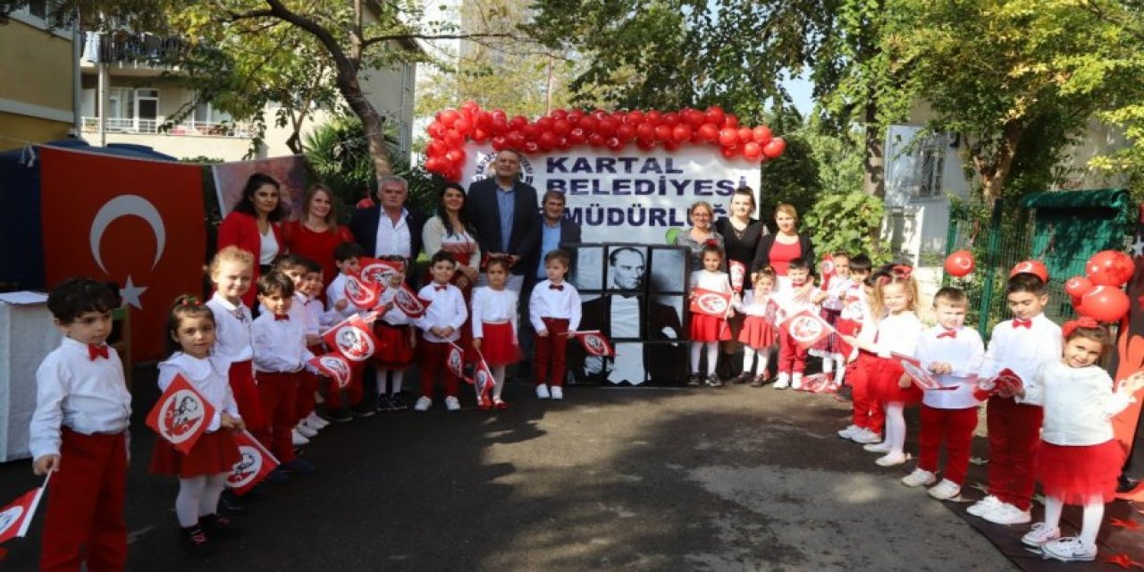 Kartal Belediyesi’nin kreşlerinde 29 Ekim coşkusu yaşandı