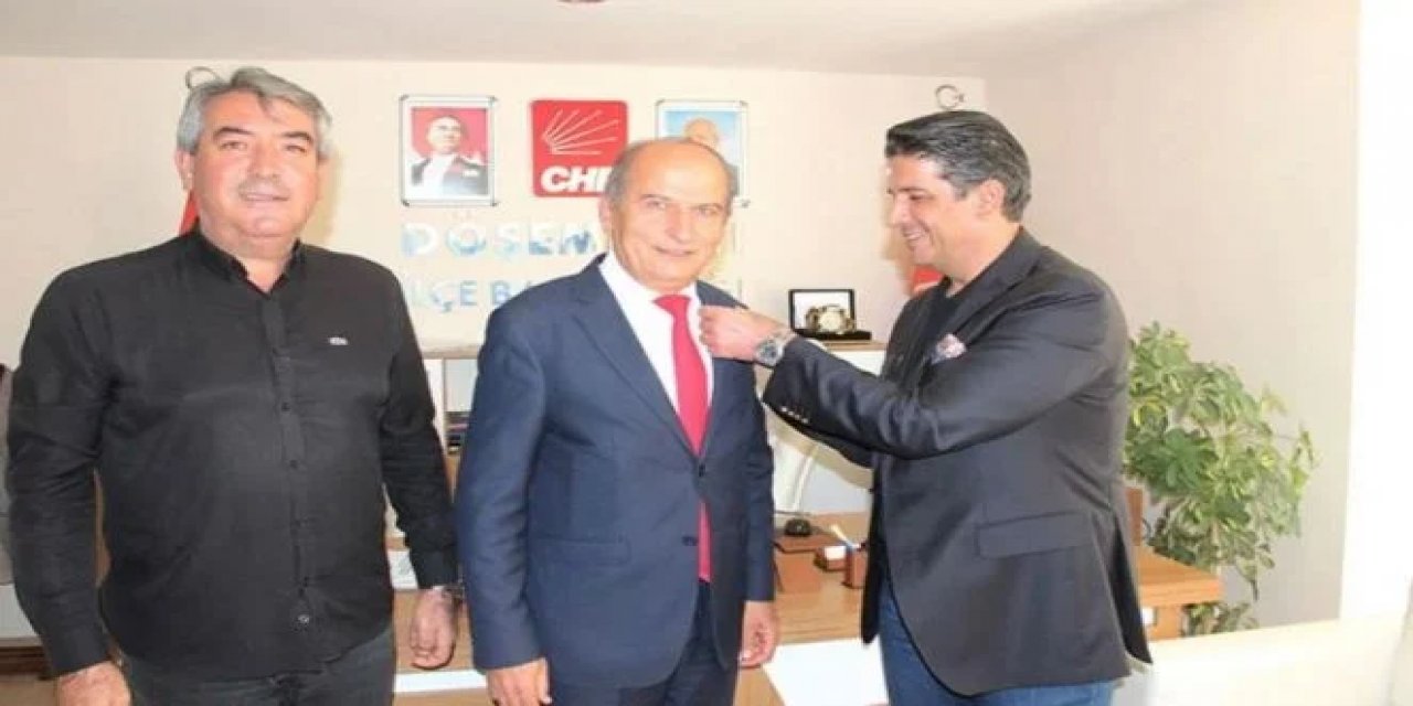 Sert sözlerle istifa eden AKP'li isim CHP'ye katıldı.