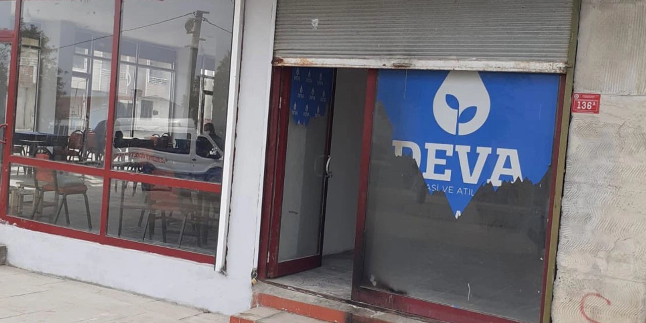 Diyarbakır’da, DEVA Partisi Lice İlçe Başkanlığı'na saldırı