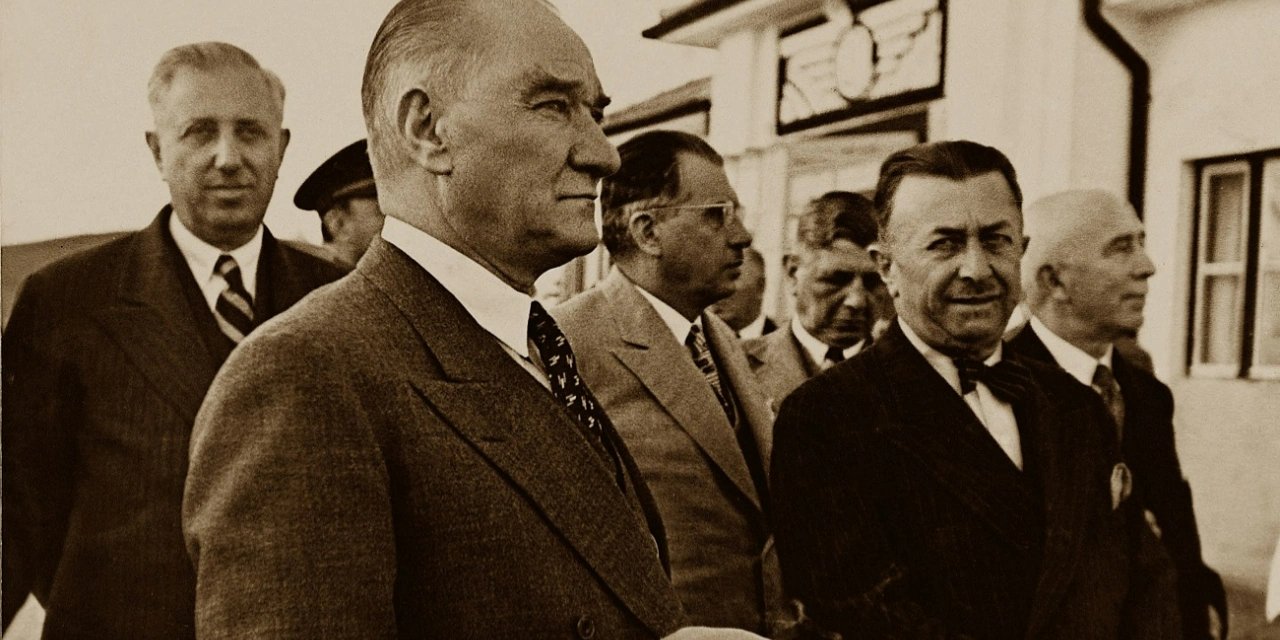 İlkokul öğrencisinden Atatürk'e yürek burkan mektup: 'Kantin çok pahalı, herkes alışveriş yapamıyor'