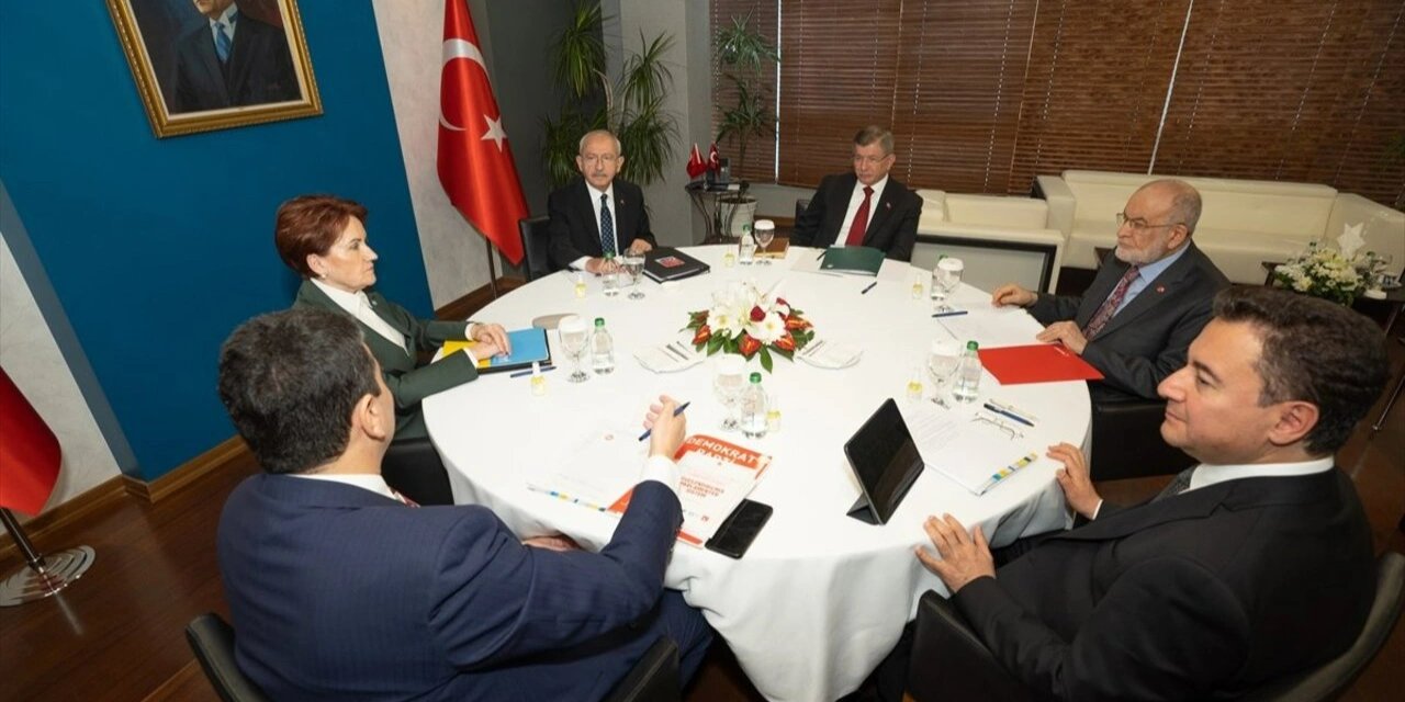 6'lı masa toplantısı sonrası ortak bildiri: 28 Kasım işaret edildi