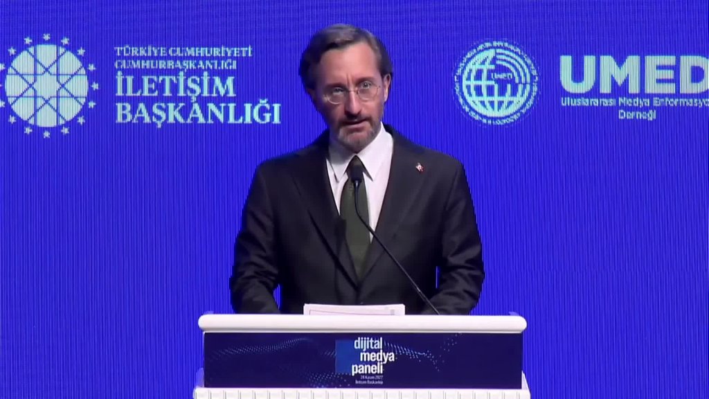 Fahrettin Altun: Sosyal medyaya yönelik yapılan her düzenleme demokrasiye katkıdır, özgürlüğe müdahale değildir