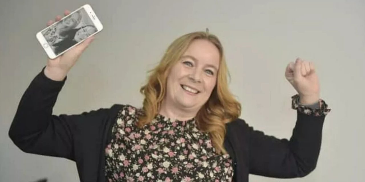 Okyanusa düşen telefon 460 gün sonra çalışır halde bulundu