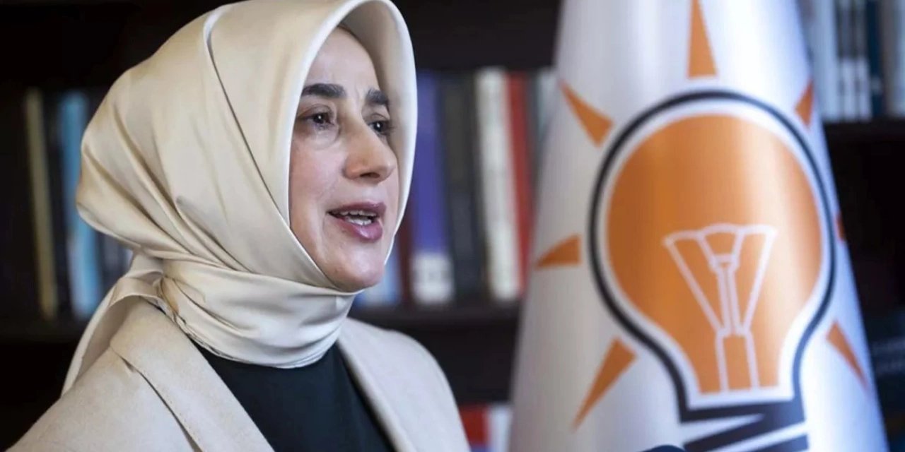 Akit yazarının Özlem Zengin'i hedef almasına AKP 23 gündür sessiz