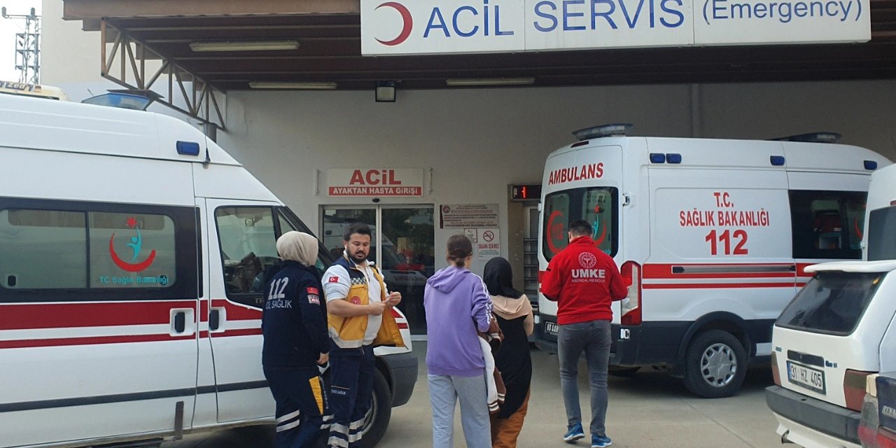 Pansiyonda kalan 21 öğrenci gıda zehirlenmesi şüphesiyle tedaviye alındı