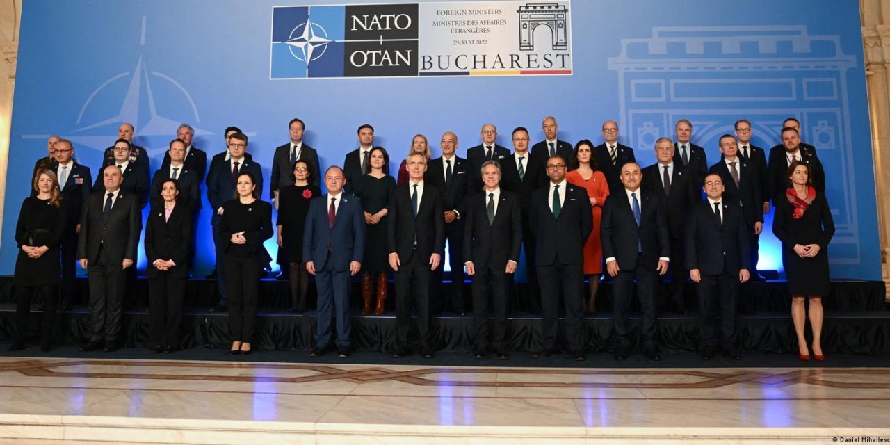 NATO'dan Ukrayna'ya kış için destek sözü