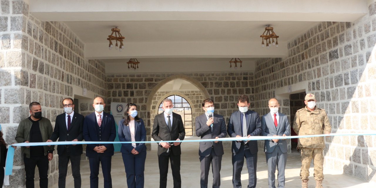 Şırnak'ta teröristlerin yıktığı kasır, yeniden inşa edildi
