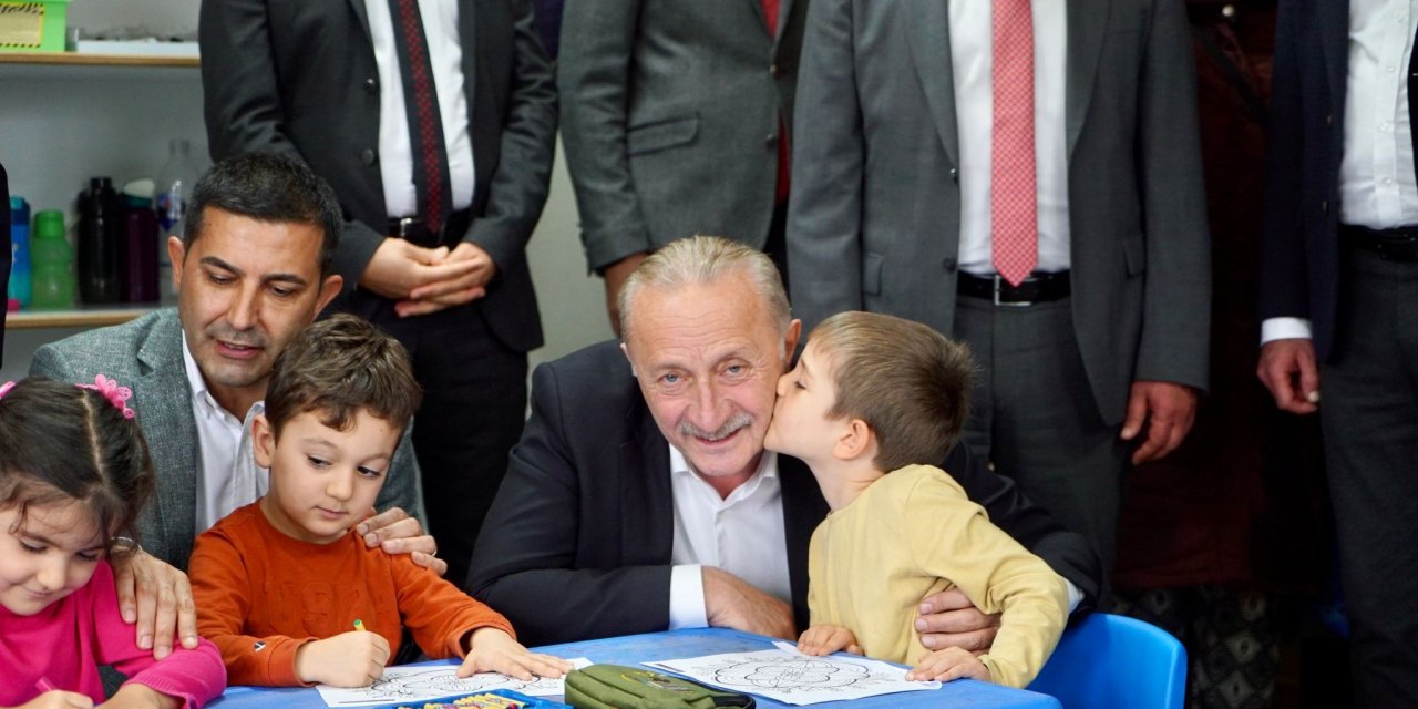 BAŞKAN ATABAY, AYDIN BÜYÜKŞEHİR BELEDİYESİ'NİN AÇILIŞ TÖRENLERİNE KATILDI